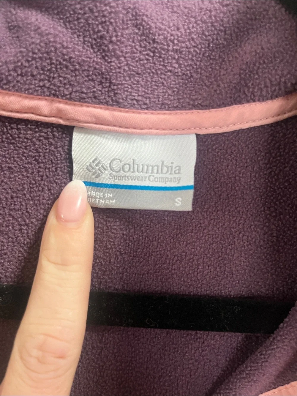 Columbia Two-Tone Purple Fleece Cowl Pullover with Pink Trim